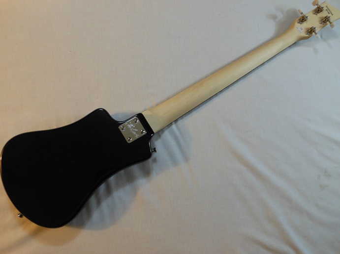 Shorty Bass Picture 2